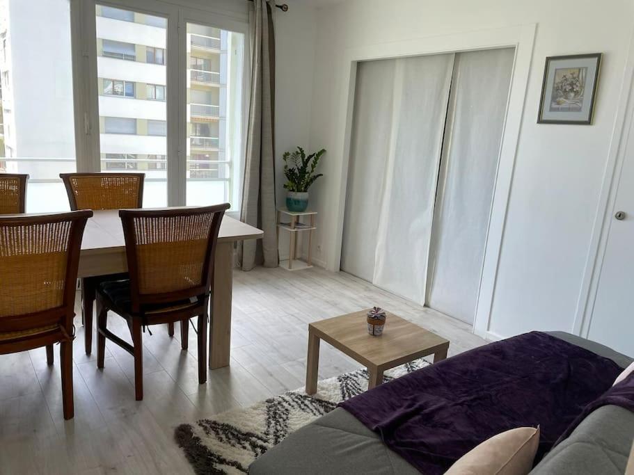 Appartement A 150M Du Lac- Plage De L'Imperial آنسي المظهر الخارجي الصورة